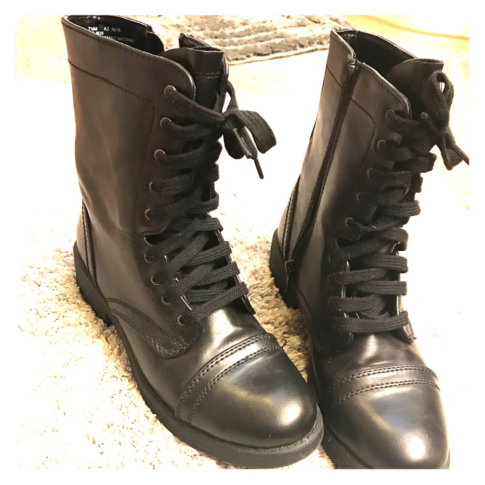 Black lace up boots